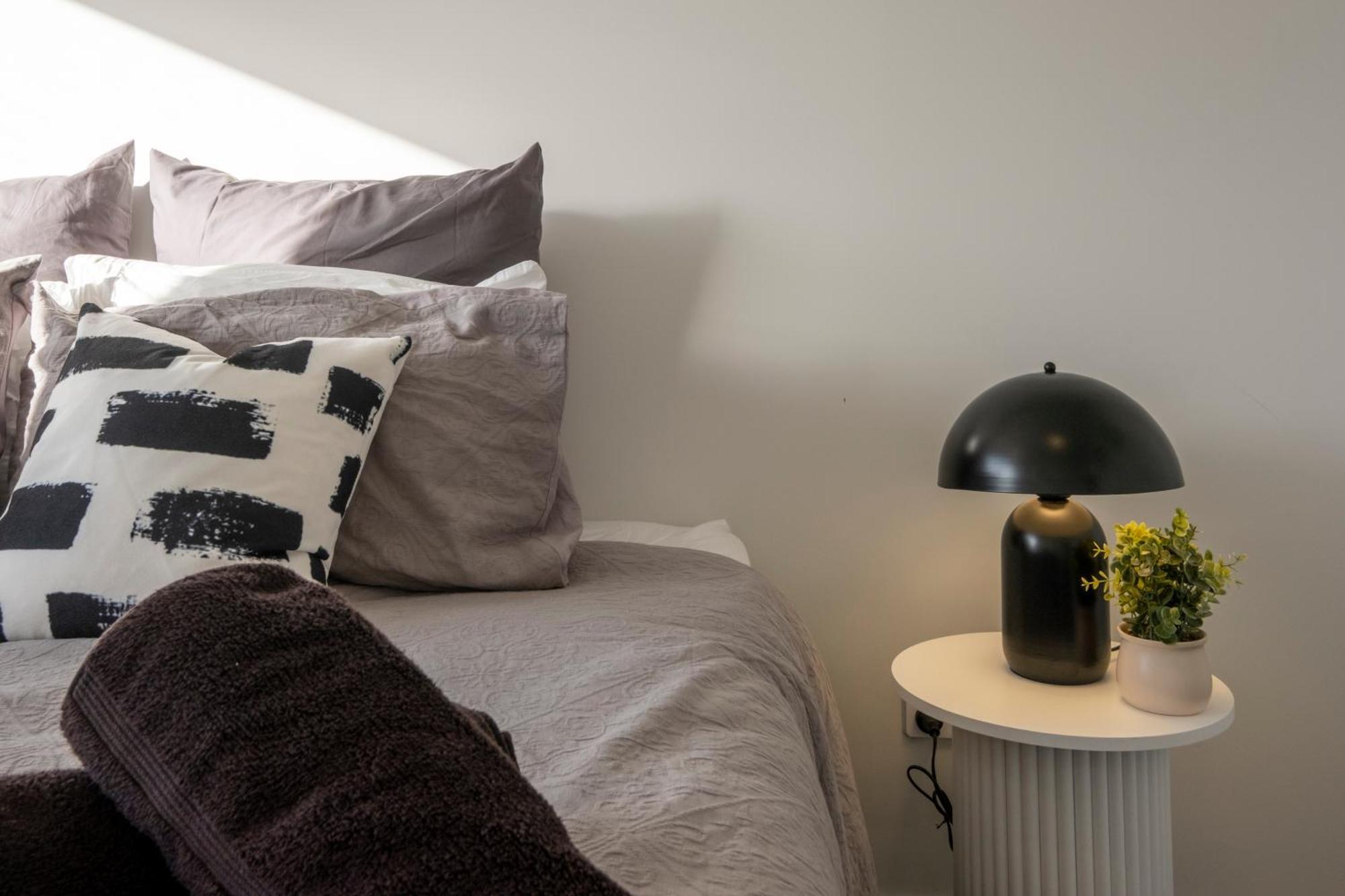 Luxury 2 Bed Townhome In Cbd Apartamento *