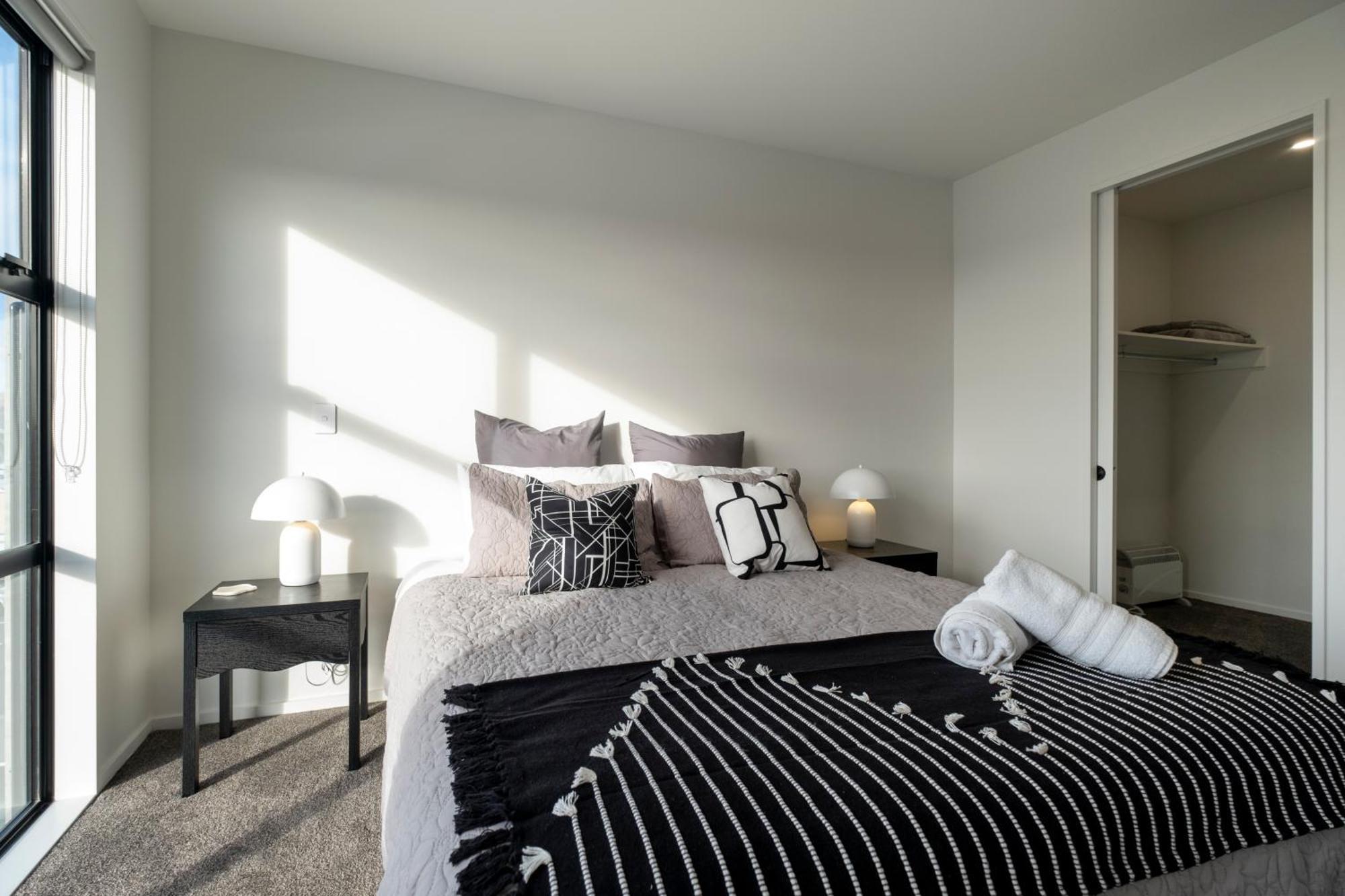 Luxury 2 Bed Townhome In Cbd Christchurch