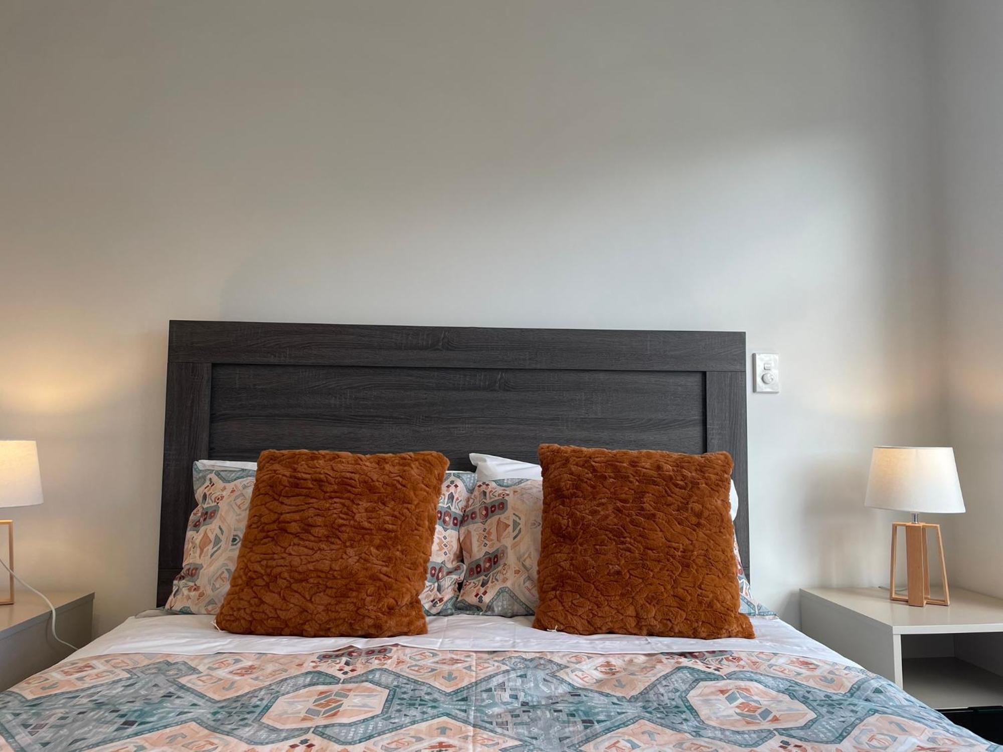 Luxury Cbd 2 Bed 2 Baths Holiday home *