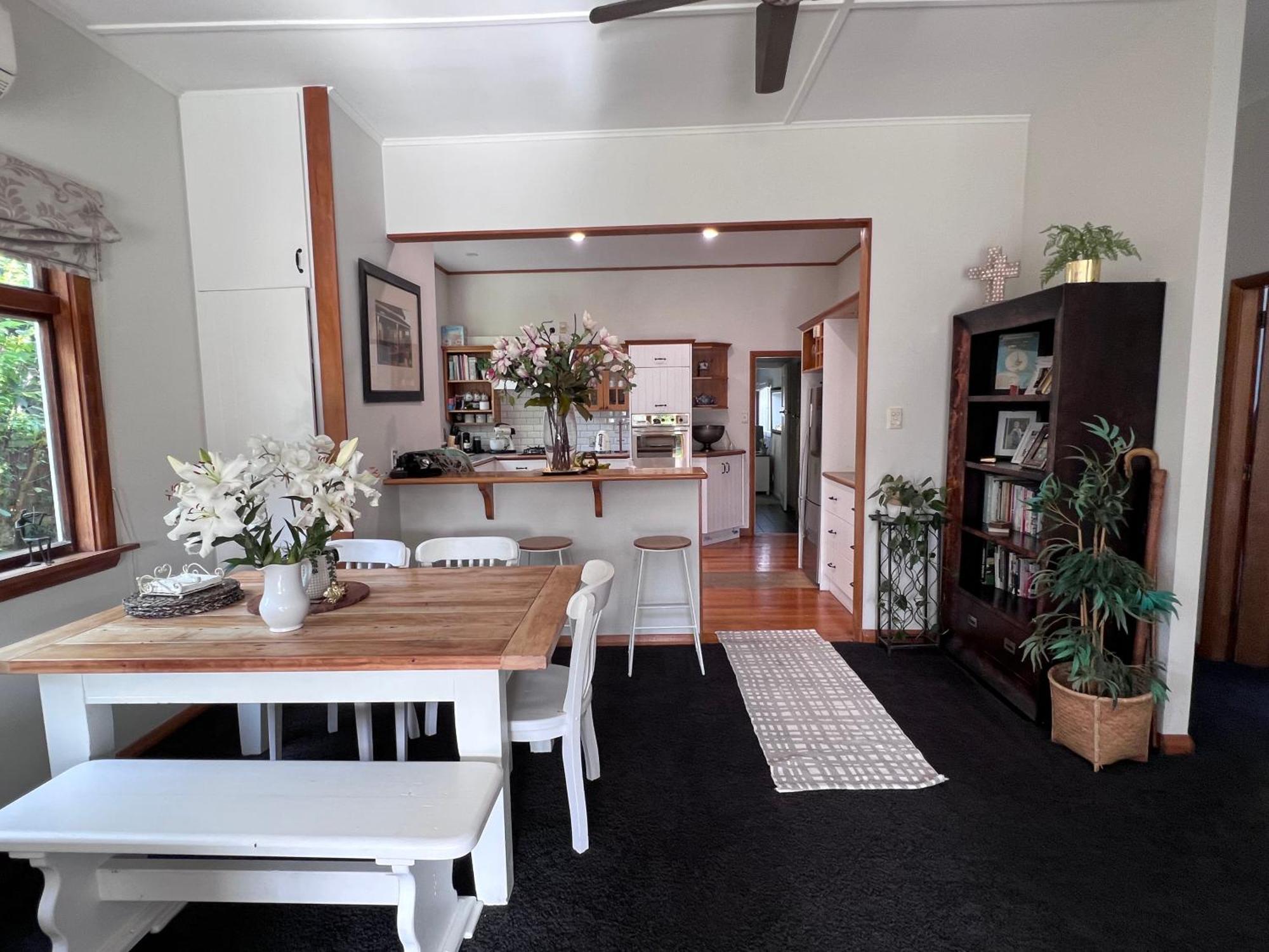 Homestay Gorgeous Villa, 7 Minutes From Airport