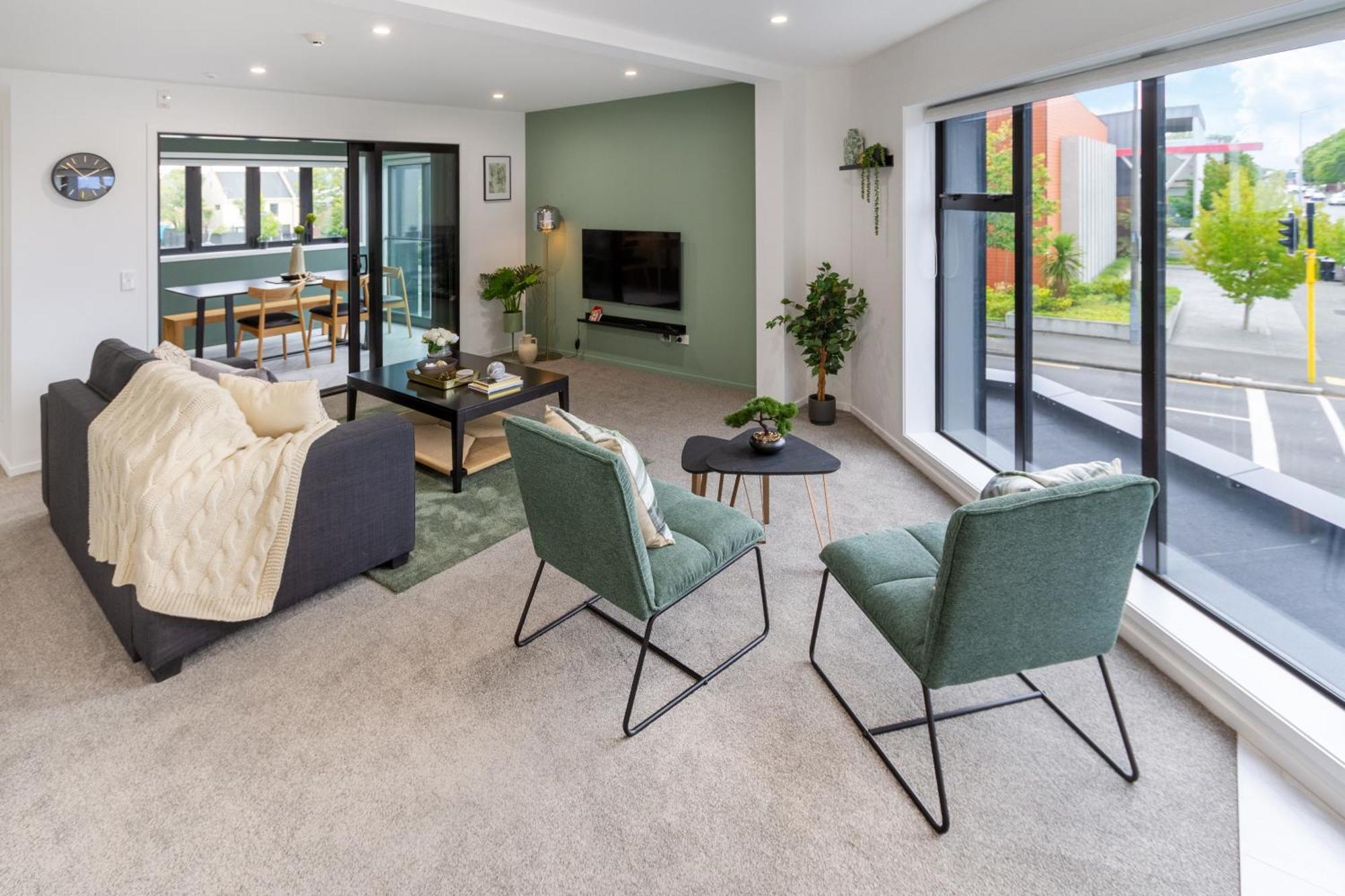 Chic 3-br Cbd Gem In Christchurch: Prime Location *