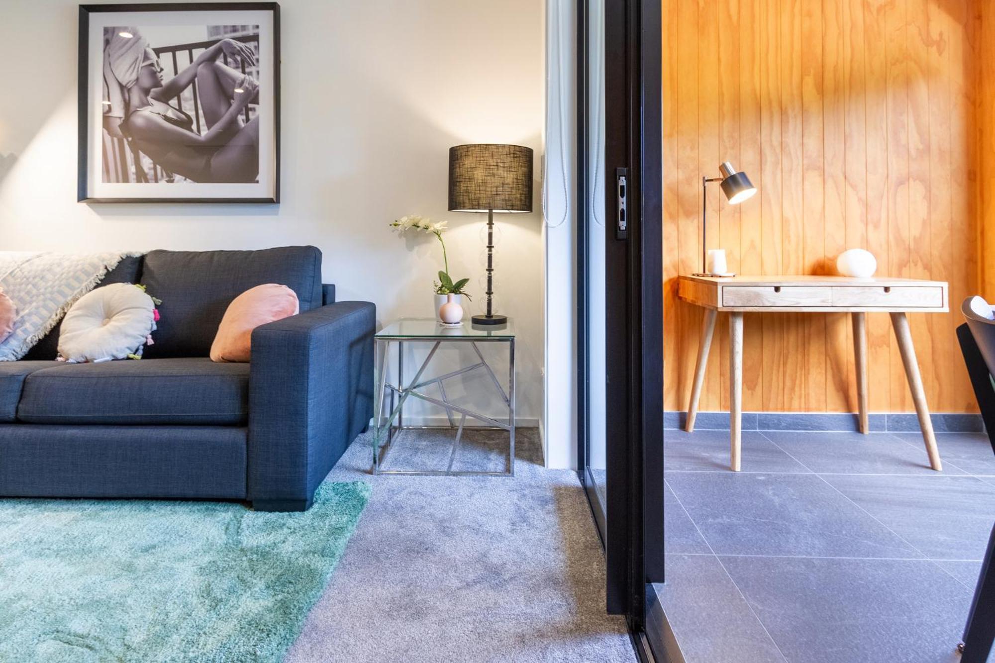 Cozy 1-bed With Park Views, Sleeps 4 *