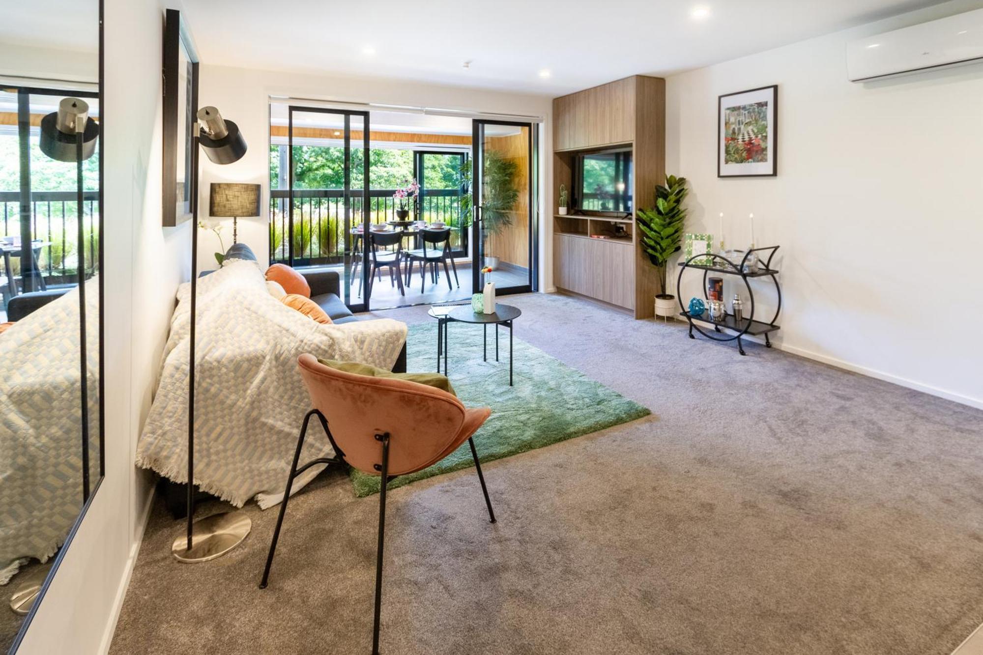 Cozy 1-bed With Park Views, Sleeps 4 *