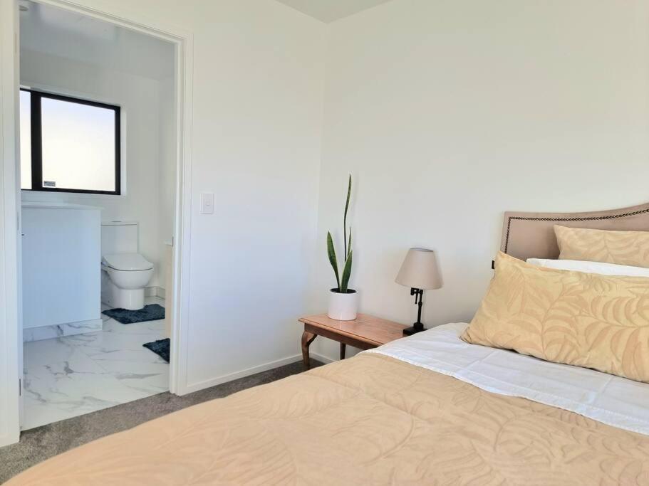 Cbd 2bdr 2bath Casino Townhall Tepae Convention Center Free Carpark Apartment *