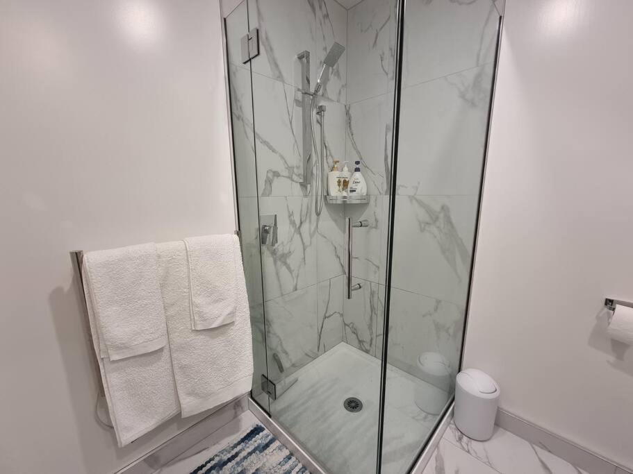 Cbd 2bdr 2bath Casino Townhall Tepae Convention Center Free Carpark Apartment