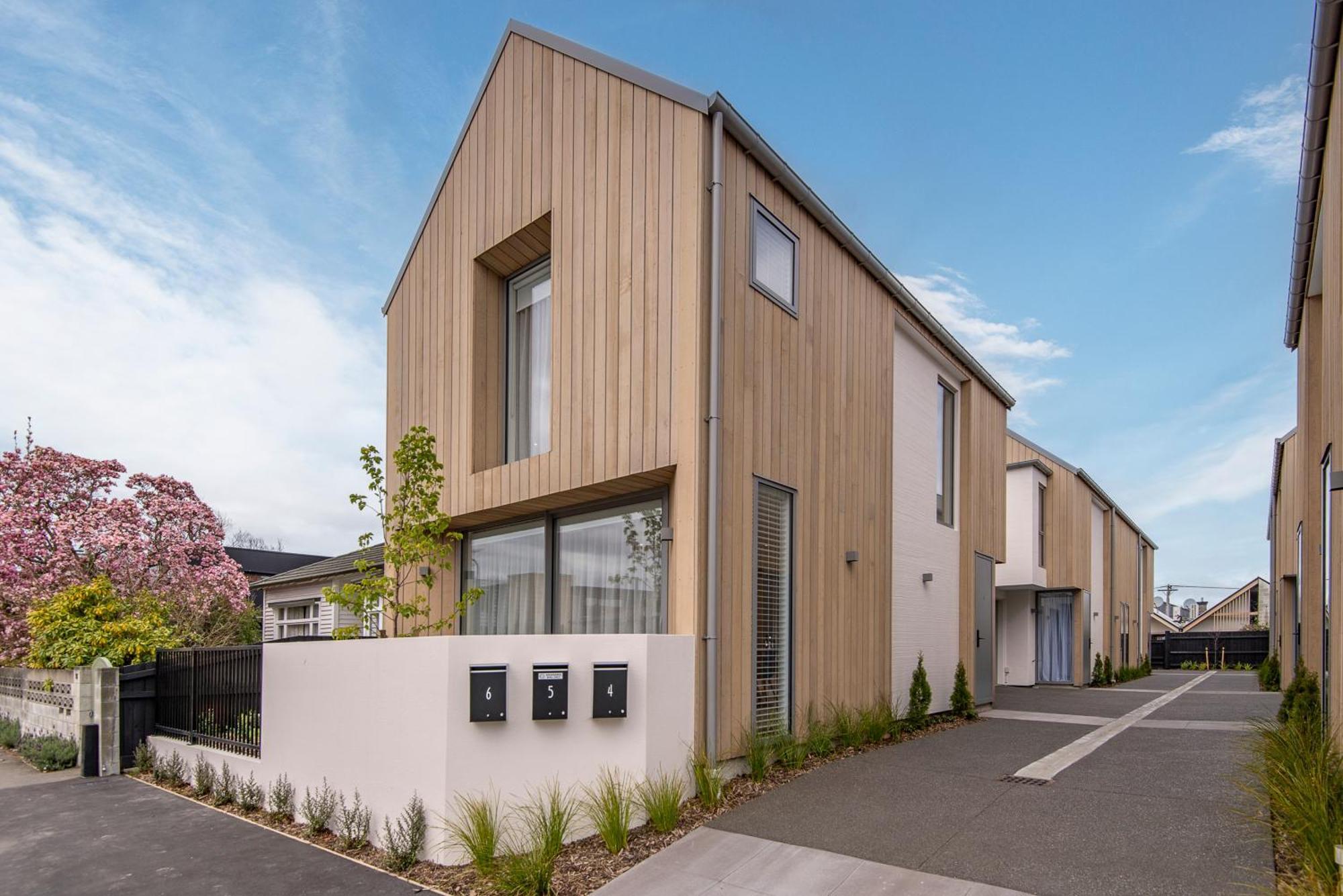 Outstanding On Aikmans Christchurch