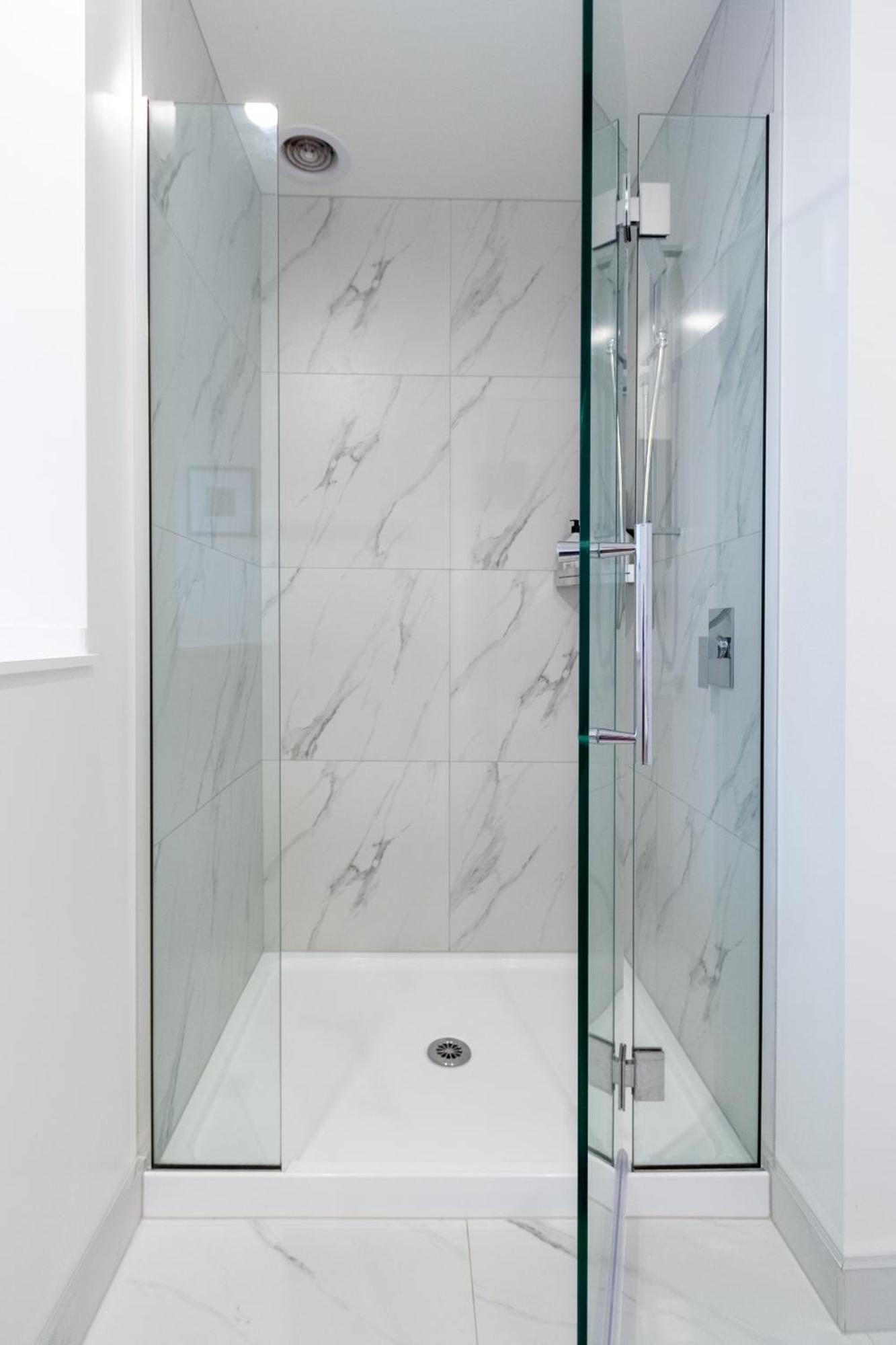 Apartment Executive On Lichfield Street - 2 Bed 2 Bath *