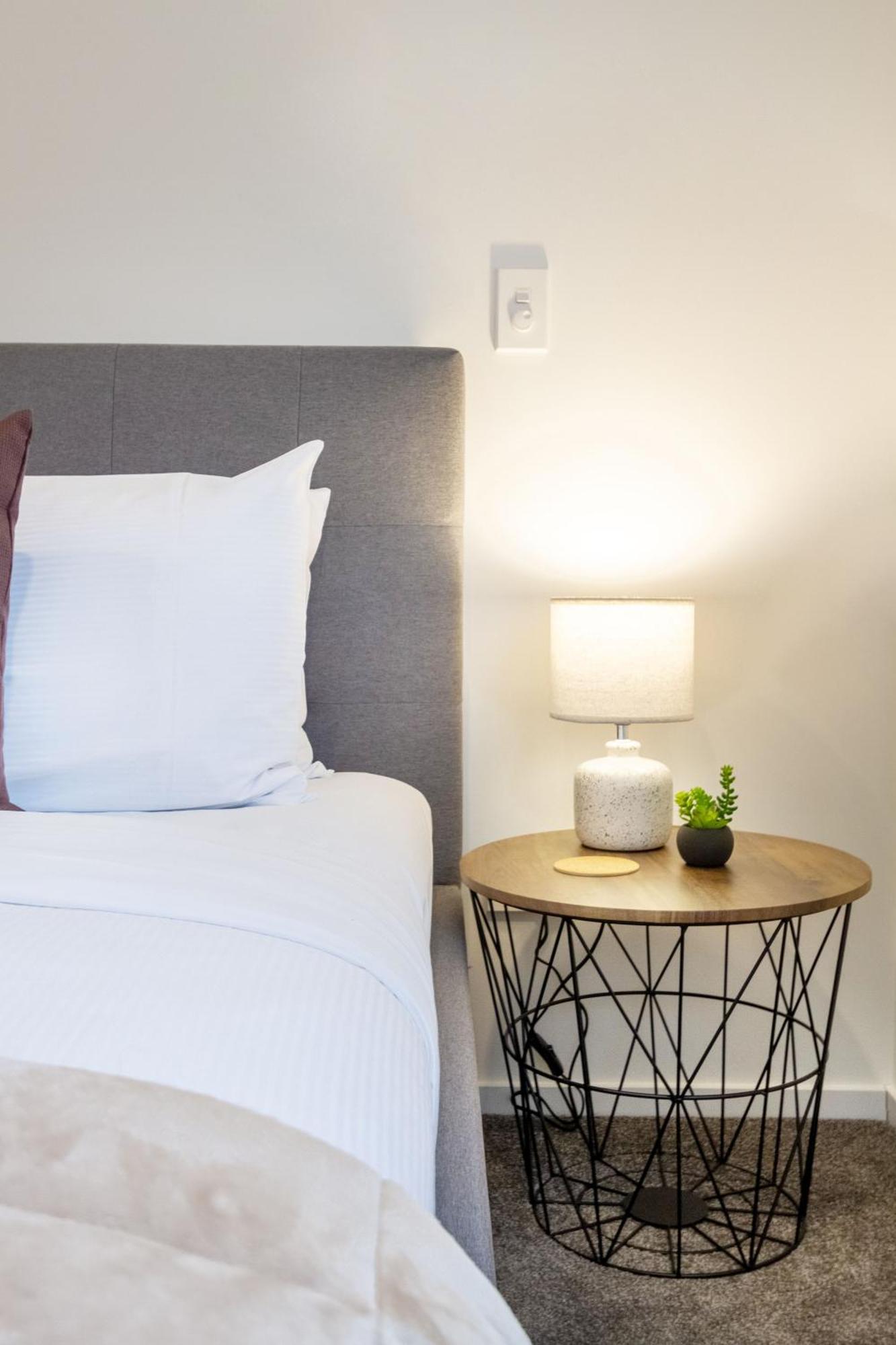 Apartment Executive On Lichfield Street - 2 Bed 2 Bath Christchurch
