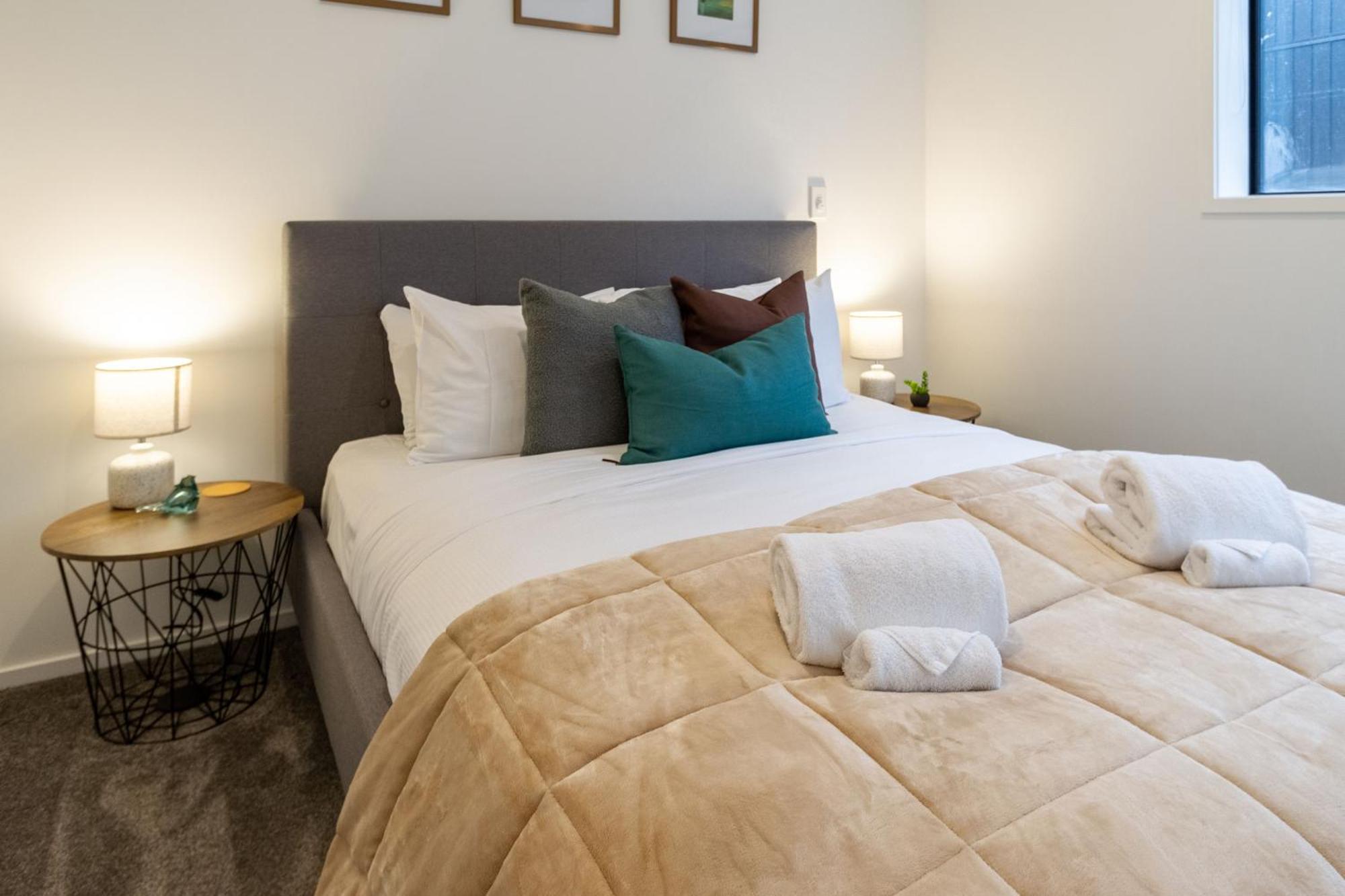 Apartment Executive On Lichfield Street - 2 Bed 2 Bath Christchurch