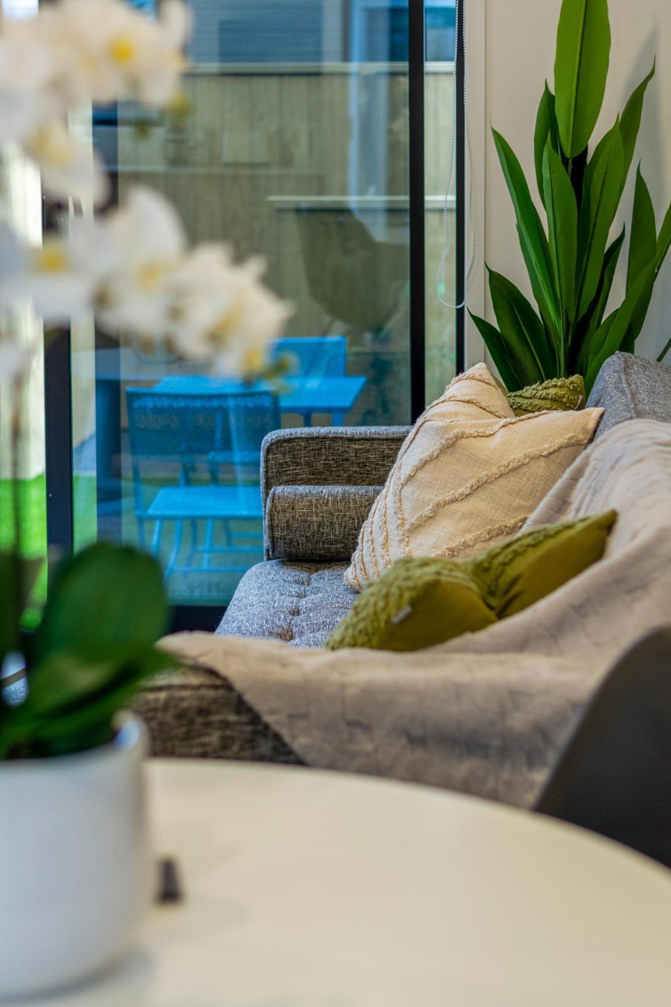 Beachside Haven 1 Bed 1 Bath Apartment Christchurch