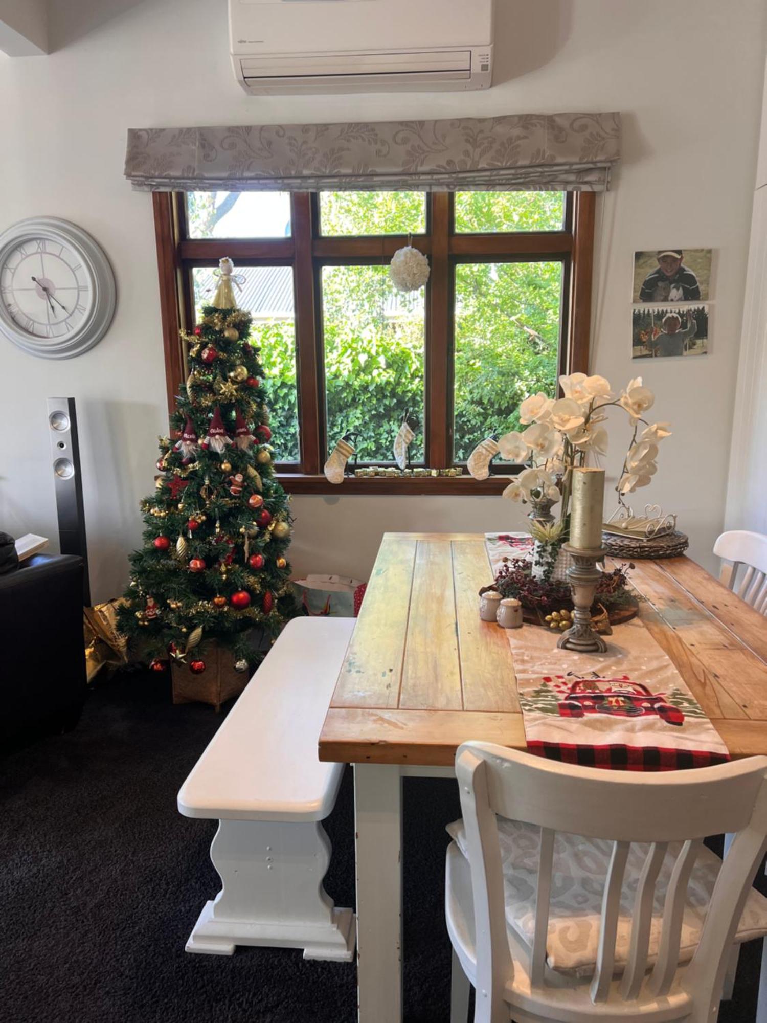 Gorgeous Villa, 7 Minutes From Airport Homestay