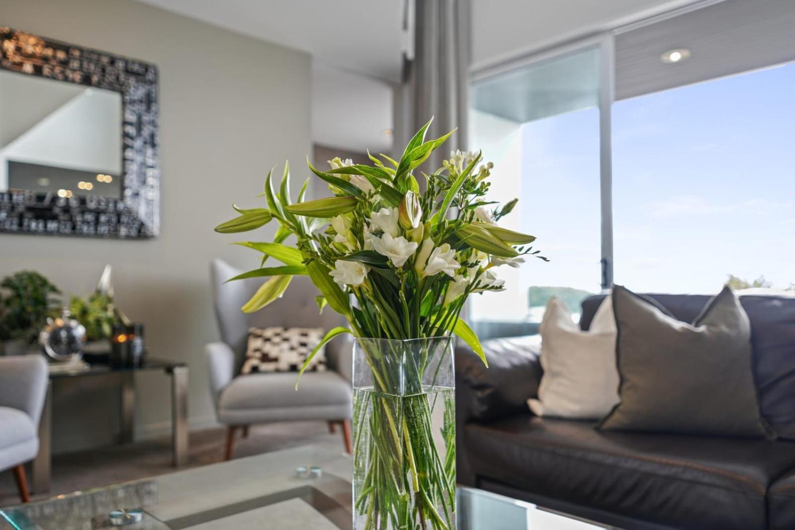 Panoramic Views With Hot Tub Holiday home Christchurch