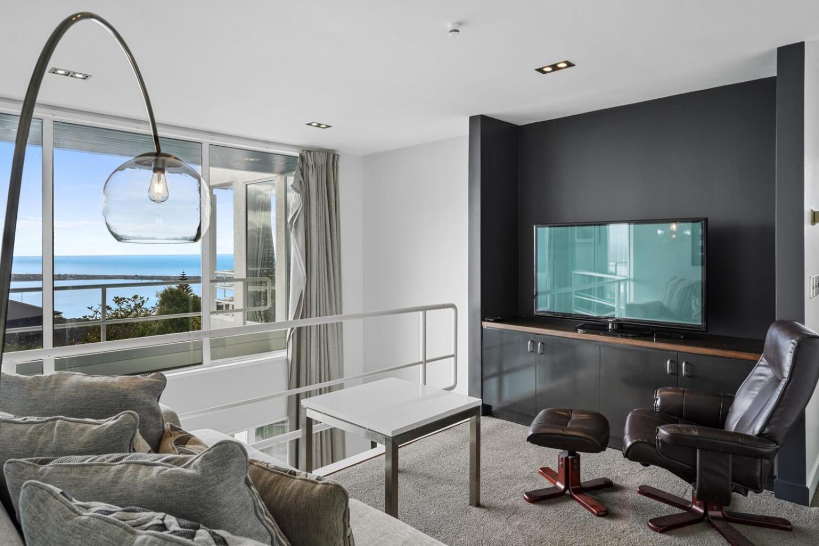 Panoramic Views With Hot Tub Christchurch