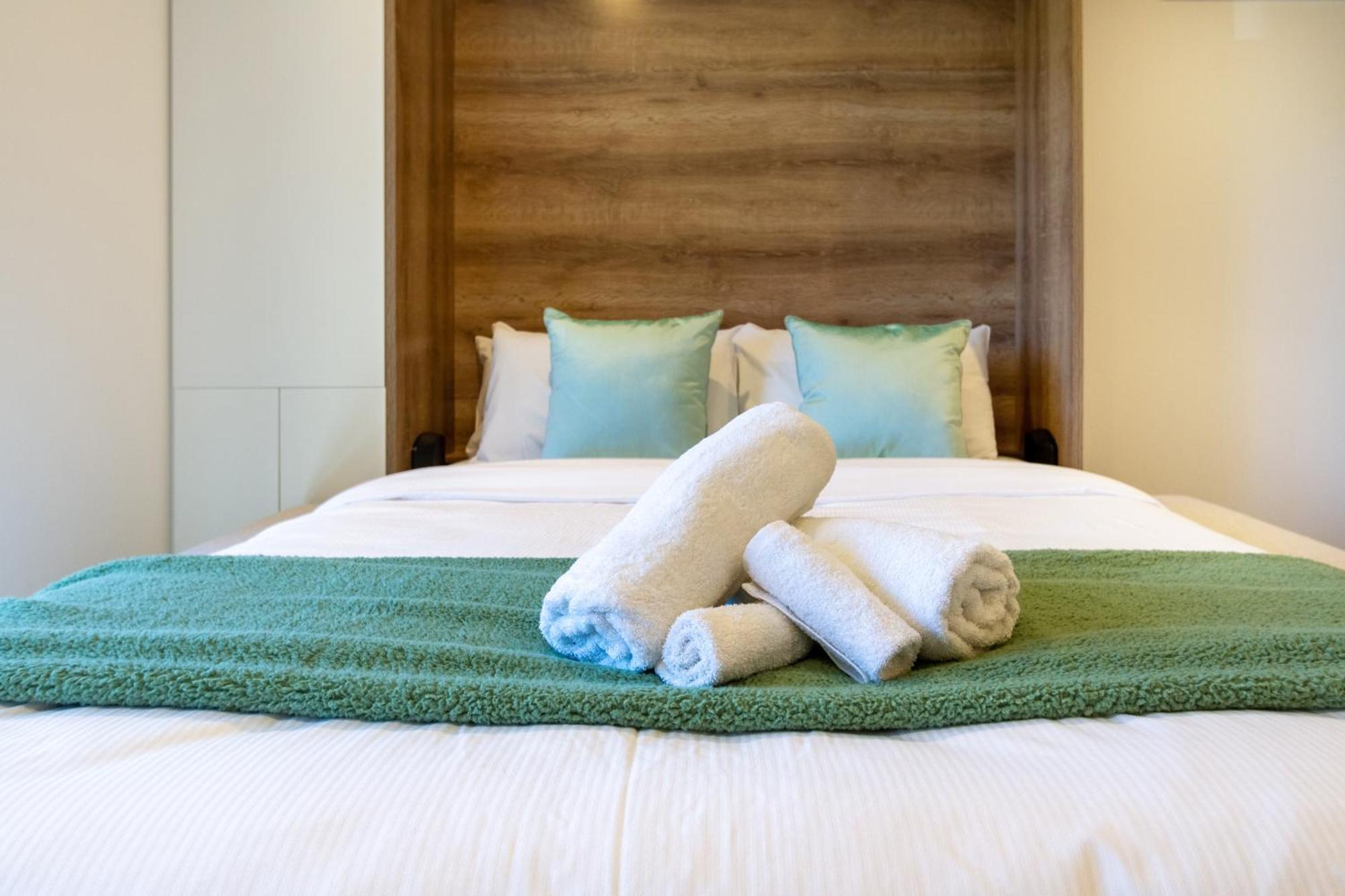 Apartamento Cityscape Studio: Explore Wilmer Living *