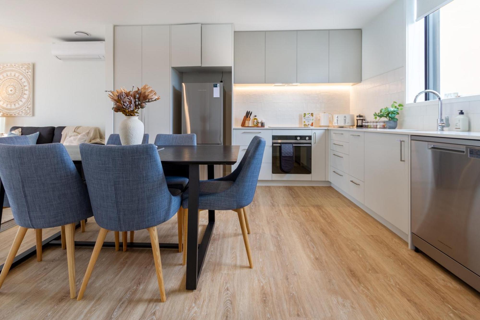 Relaxing Hideaway - 2 Bed In Cbd * Christchurch