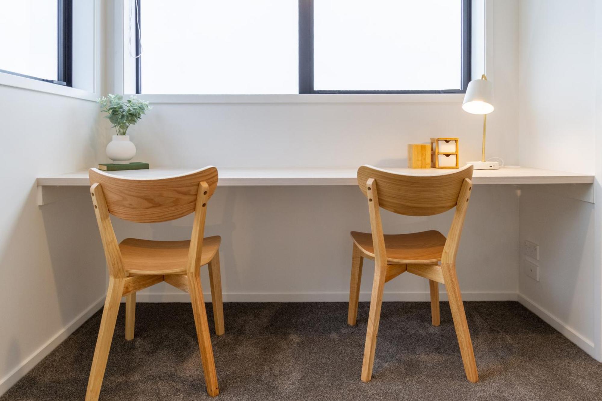 Apartment Ideal Location In - 2 Bed Views