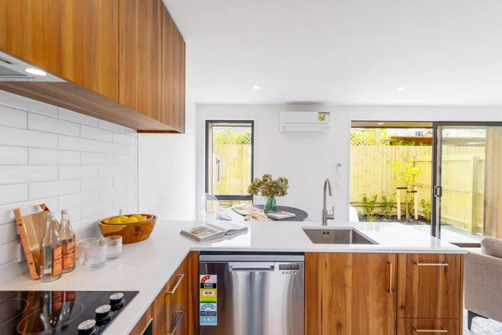 Brand New - Free Escooters! Apartment *