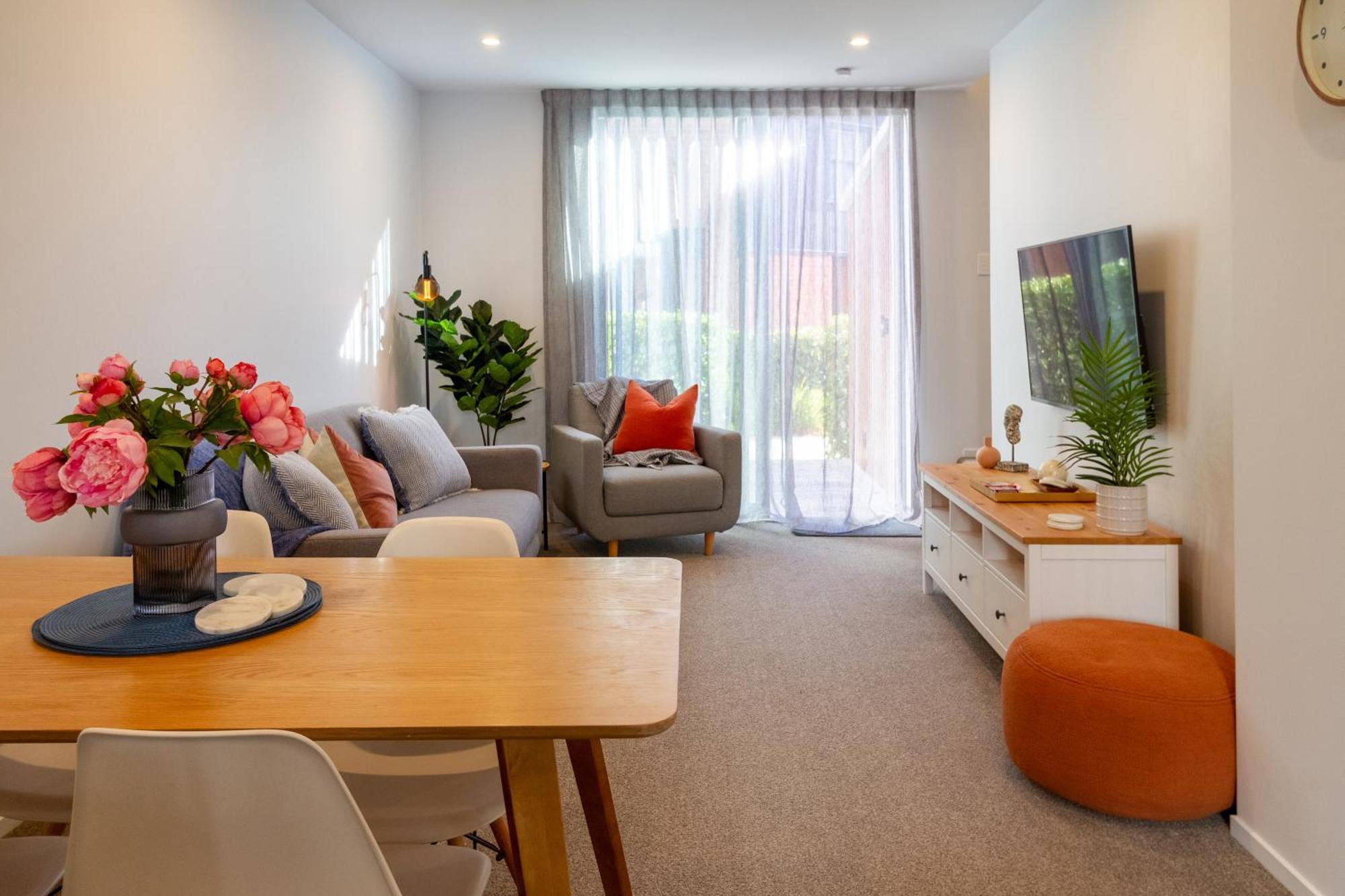 Apartment 2br Townhouse With Free Carpark *