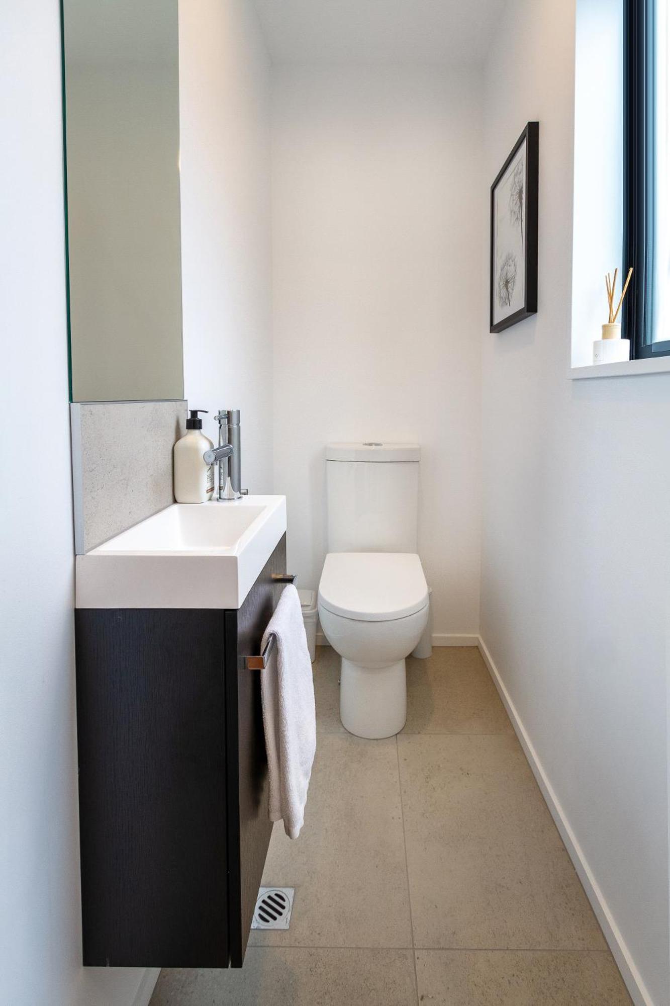2br Townhouse: Cosy, Close To City, Car Park Apartment Christchurch
