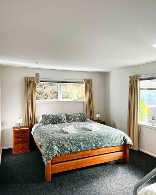 Holiday home Lovely Relaxing Warm And Quiet 2 Bedroom House *