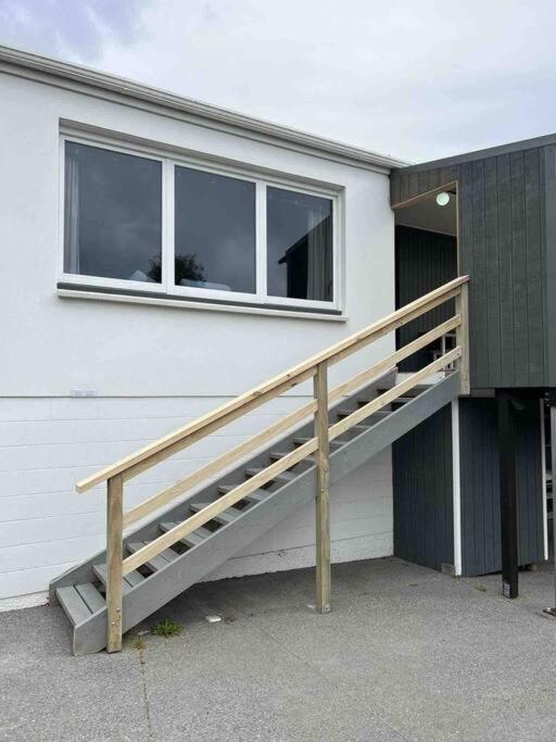 Holiday home Lovely Relaxing Warm And Quiet 2 Bedroom House Christchurch