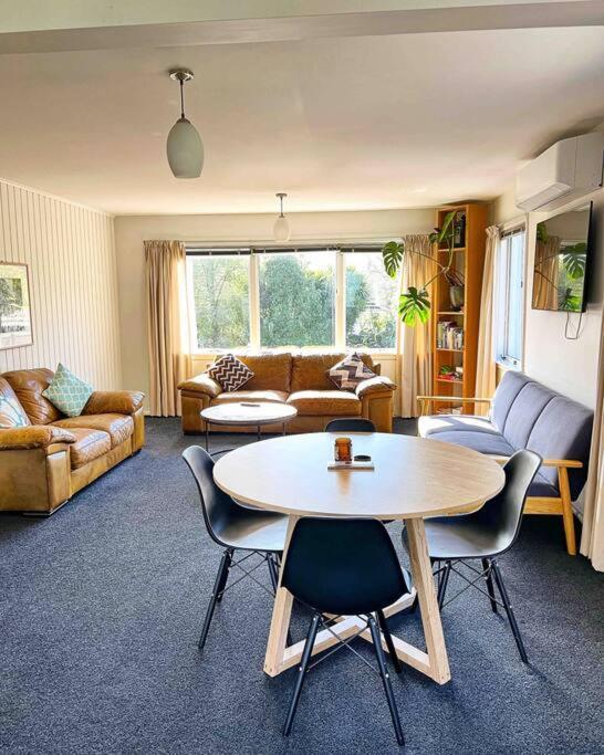 Lovely Relaxing Warm And Quiet 2 Bedroom House Holiday home *