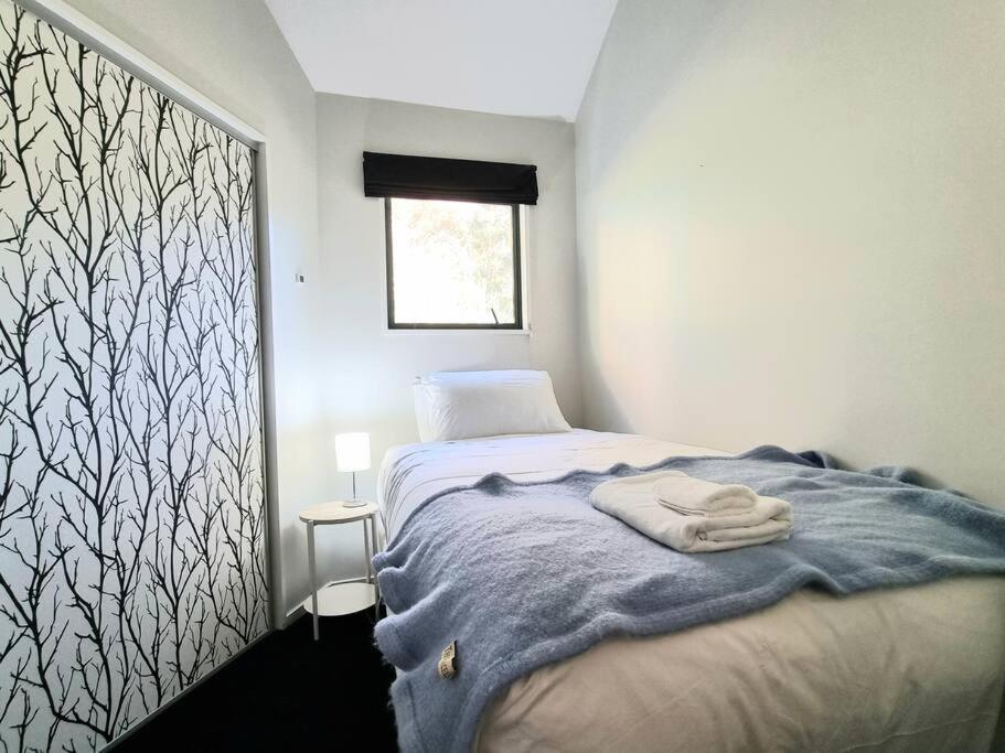 4brm Family House In Cashmere -sleeps 7