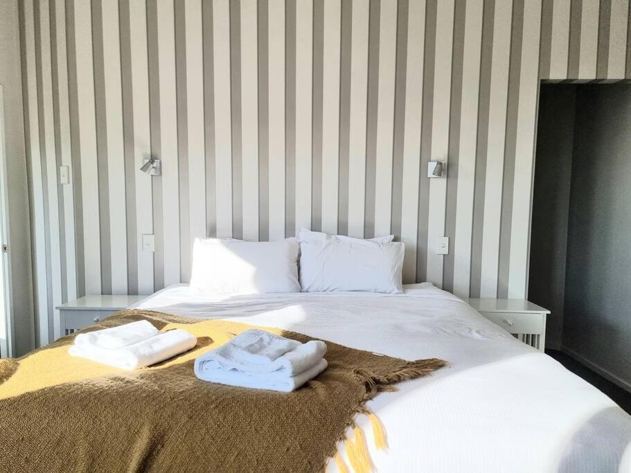 Holiday home 4brm Family House In Cashmere -sleeps 7 Christchurch