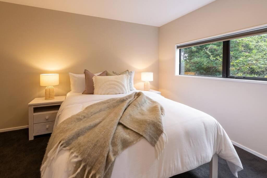 Brand New & Townhouse * Christchurch
