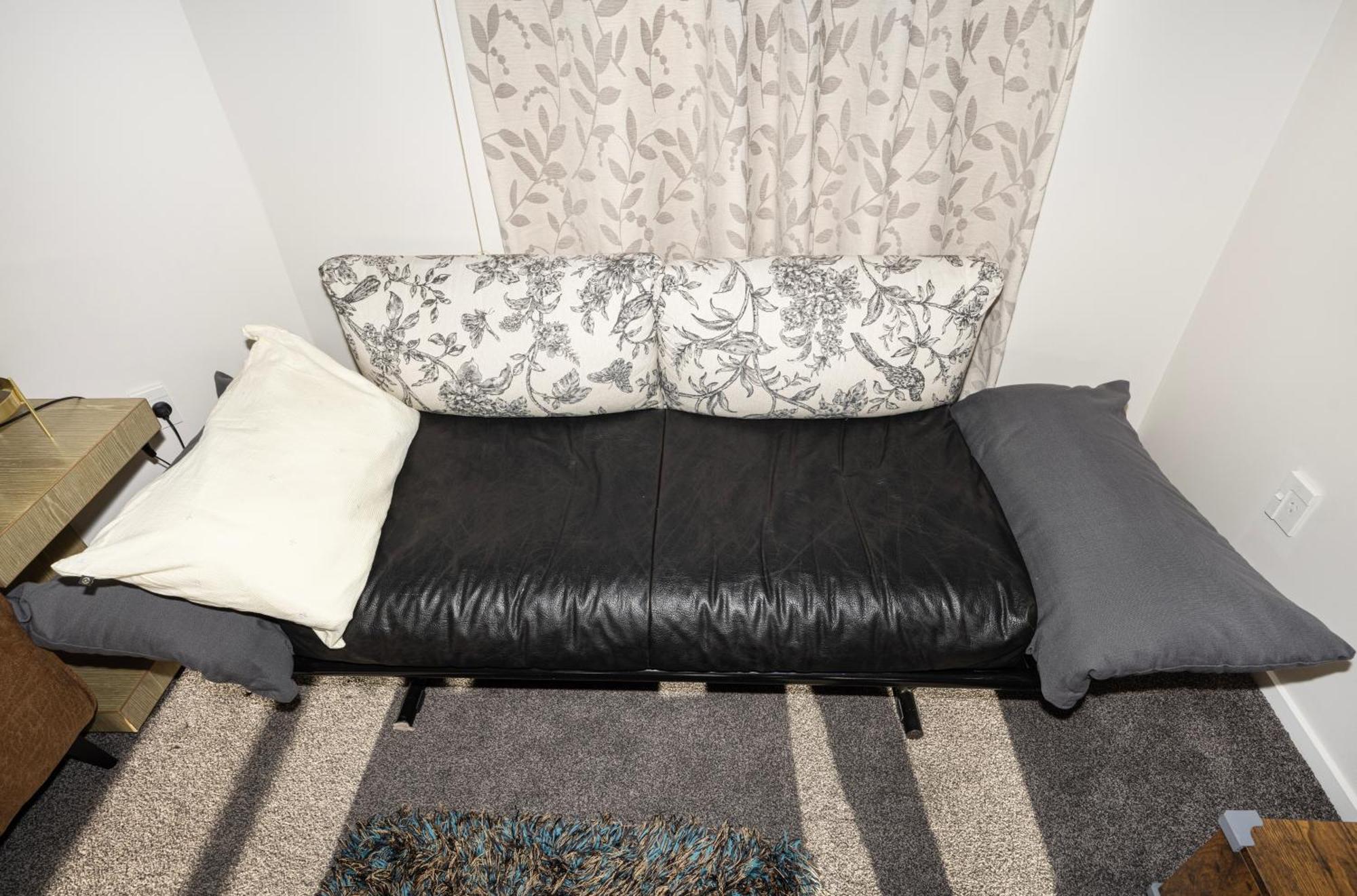 Convenient Westfield House 3bedroom 2bath Holiday home Christchurch