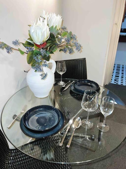 Apartment Cosy In City-up To 2 Beds