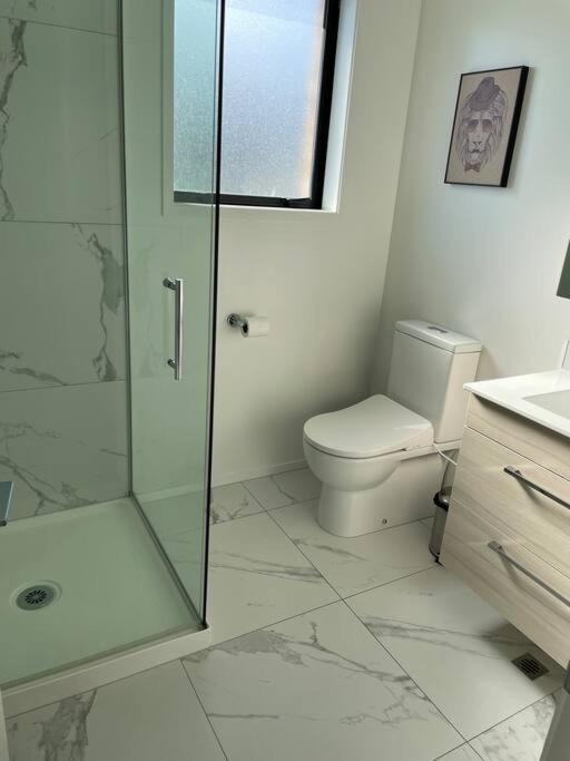 Casa de férias Cbd 2 Bedroom Parkside Living By Hagley With Free Parking