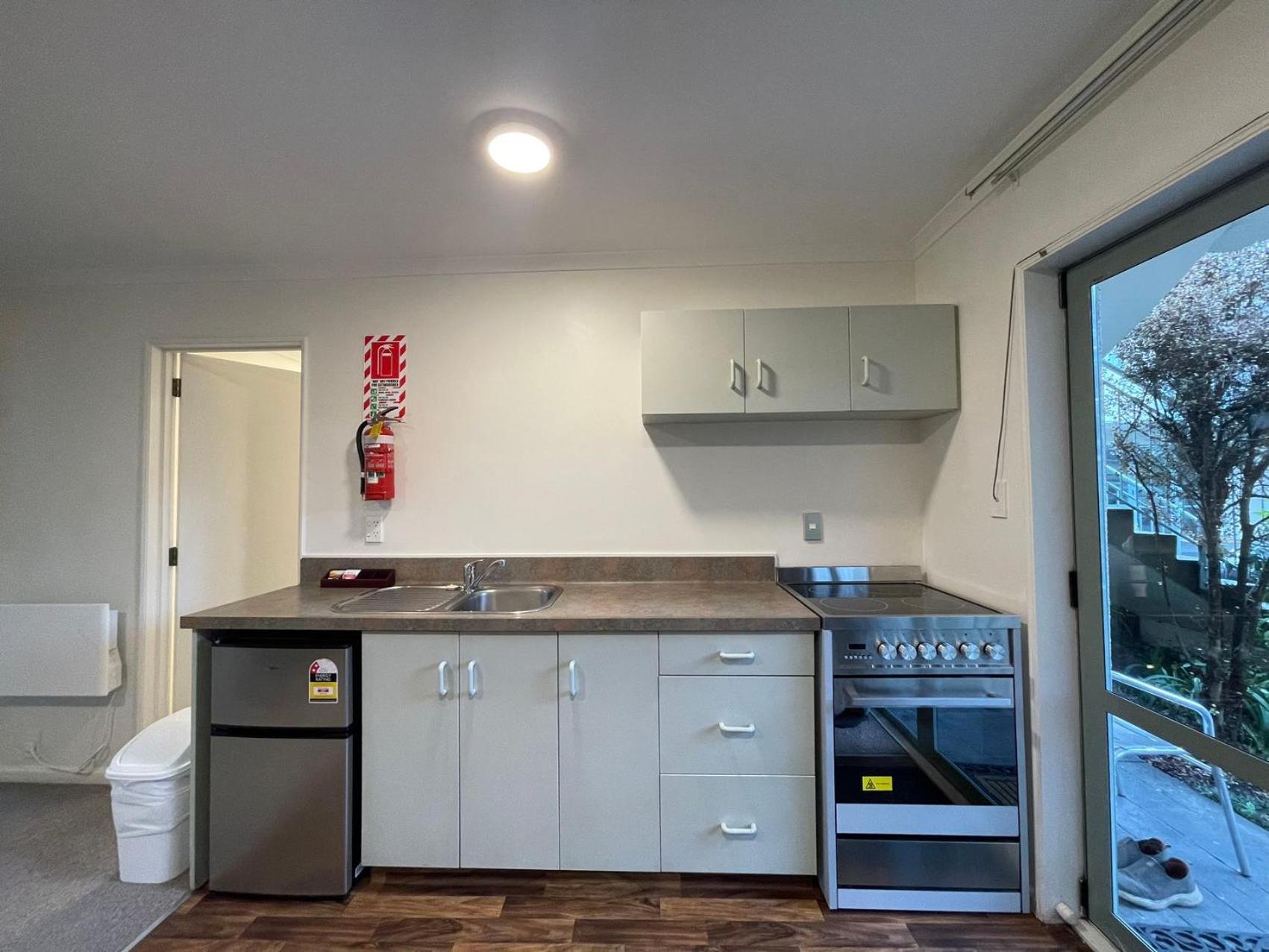 Alcala Motor 4* Christchurch