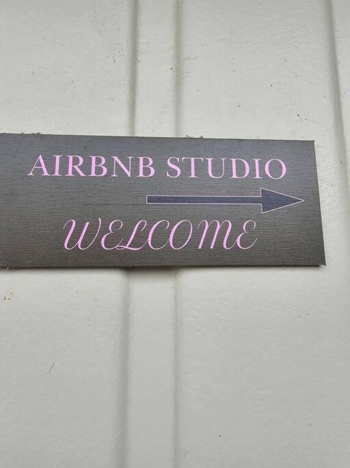 Chic Private 5 Mins From Airport And Shops Holiday home Christchurch