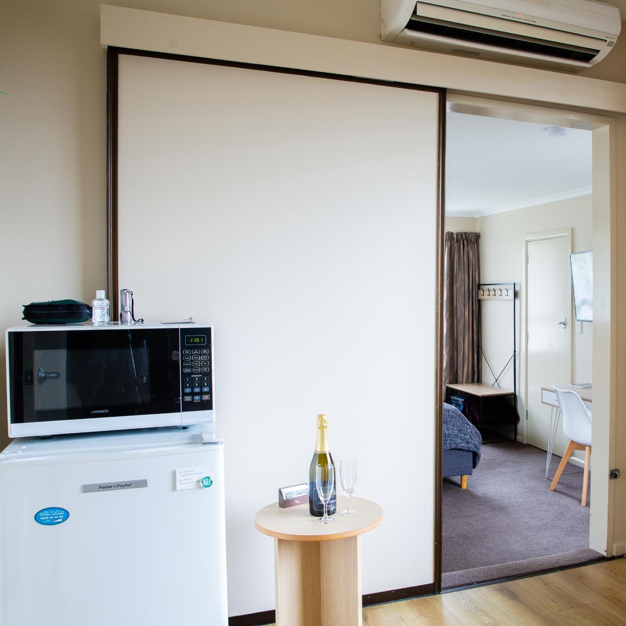 Chic Private 5 Mins From Airport And Shops Christchurch