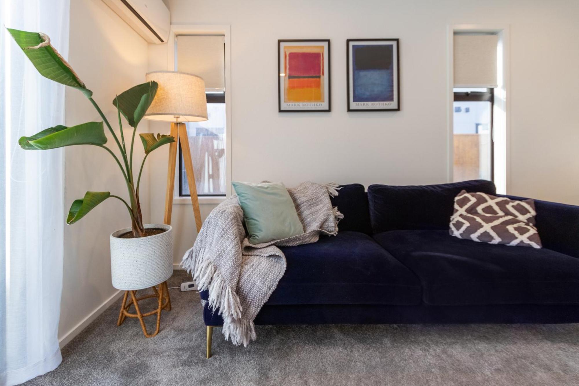 Serenity By The Sea: Coastal Escape1 Bed 1 Bath Christchurch