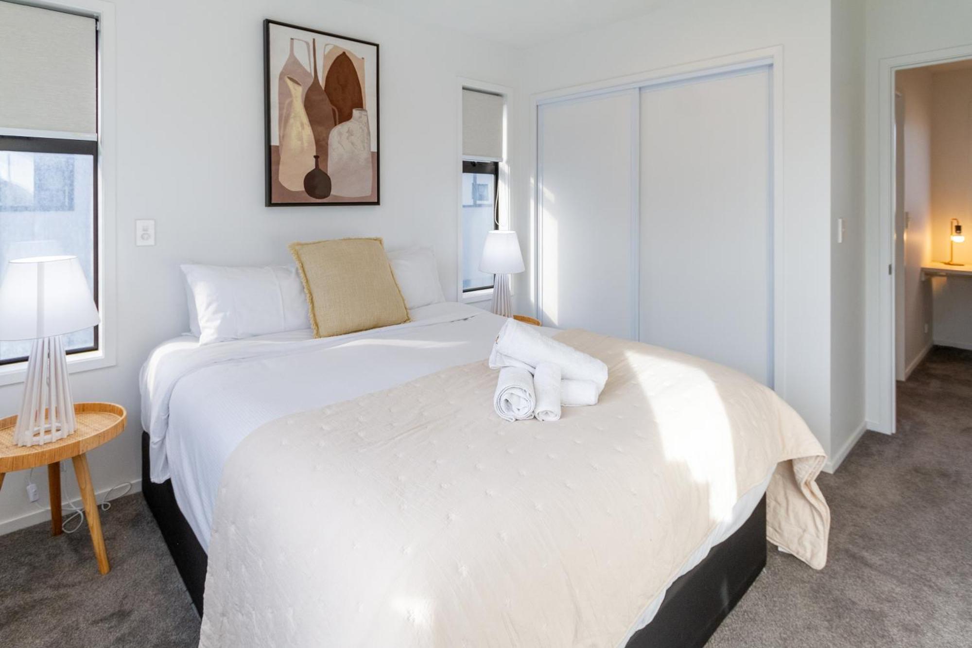 Apartment Serenity By The Sea: Coastal Escape1 Bed 1 Bath