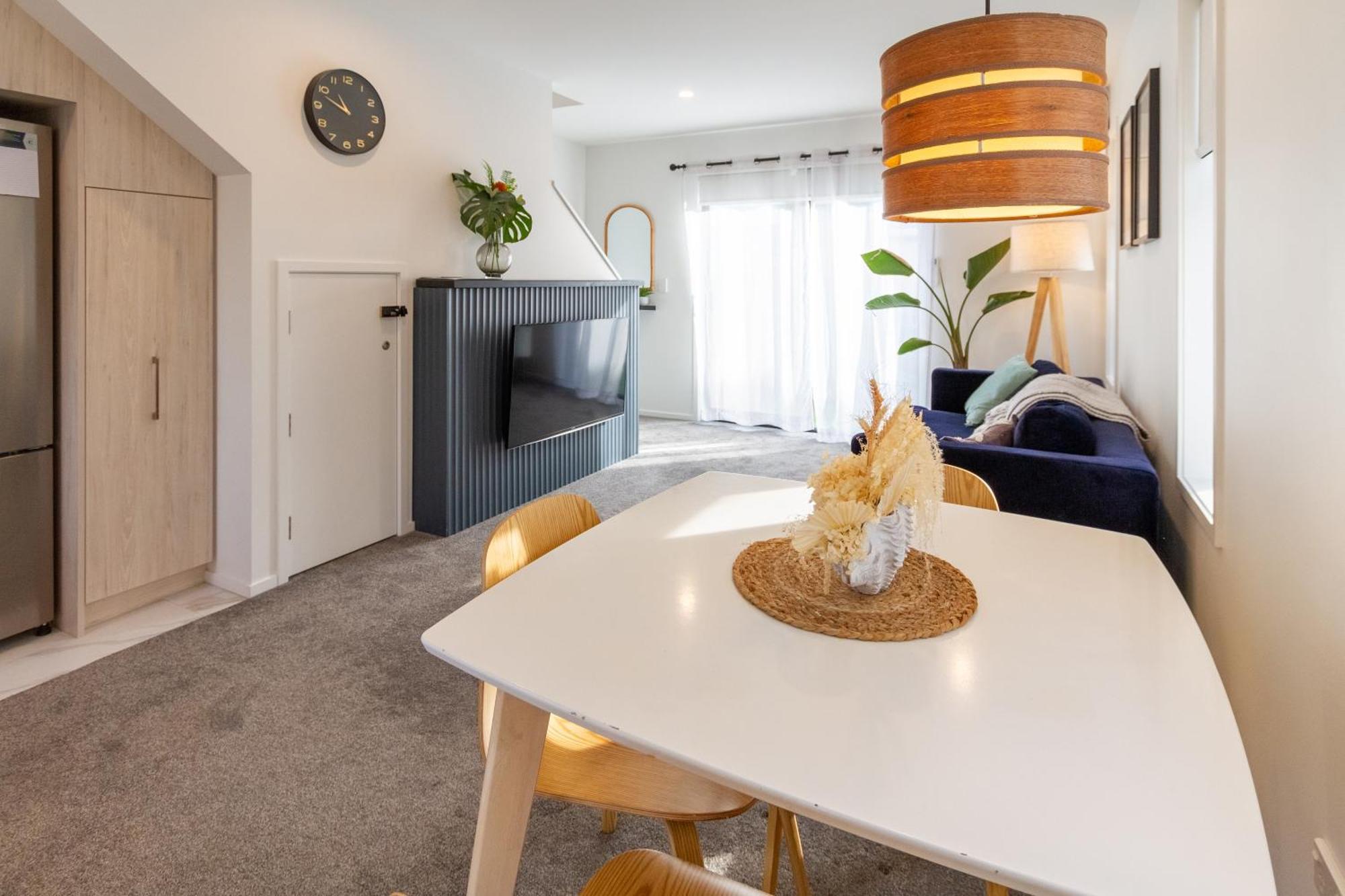 Serenity By The Sea: Coastal Escape1 Bed 1 Bath Apartment *