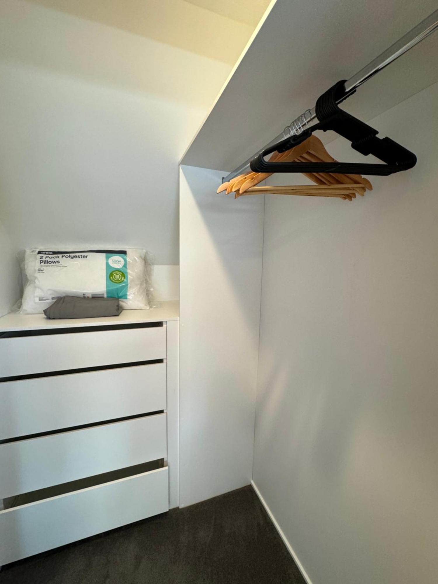 Holiday home Airport Retreat 4br 8 Guests *