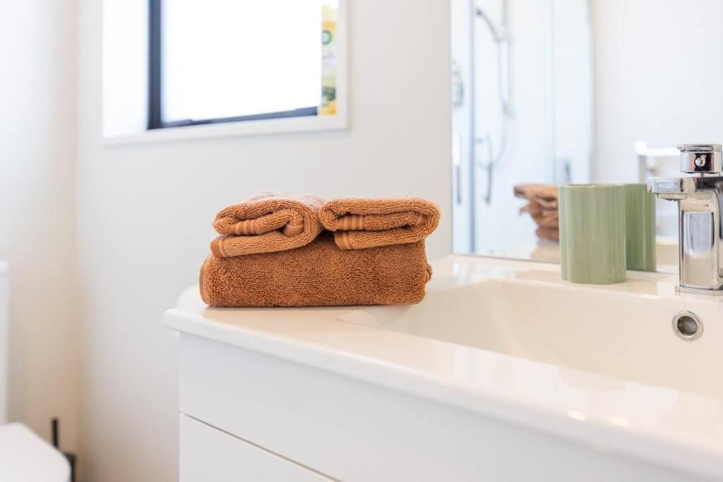 Brand New, Private & Townhouse Christchurch