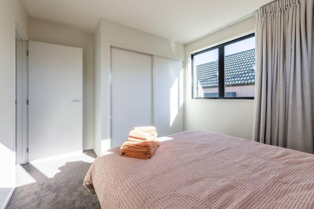 Brand New, Private & Townhouse