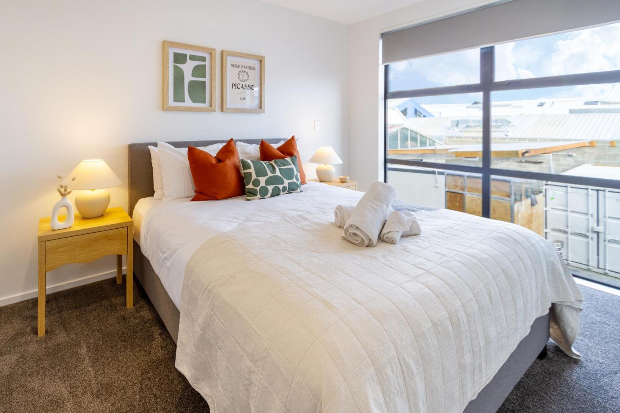 2 Bed, 2 Bath W Sofa Bed - Great Cafes Nearby Christchurch