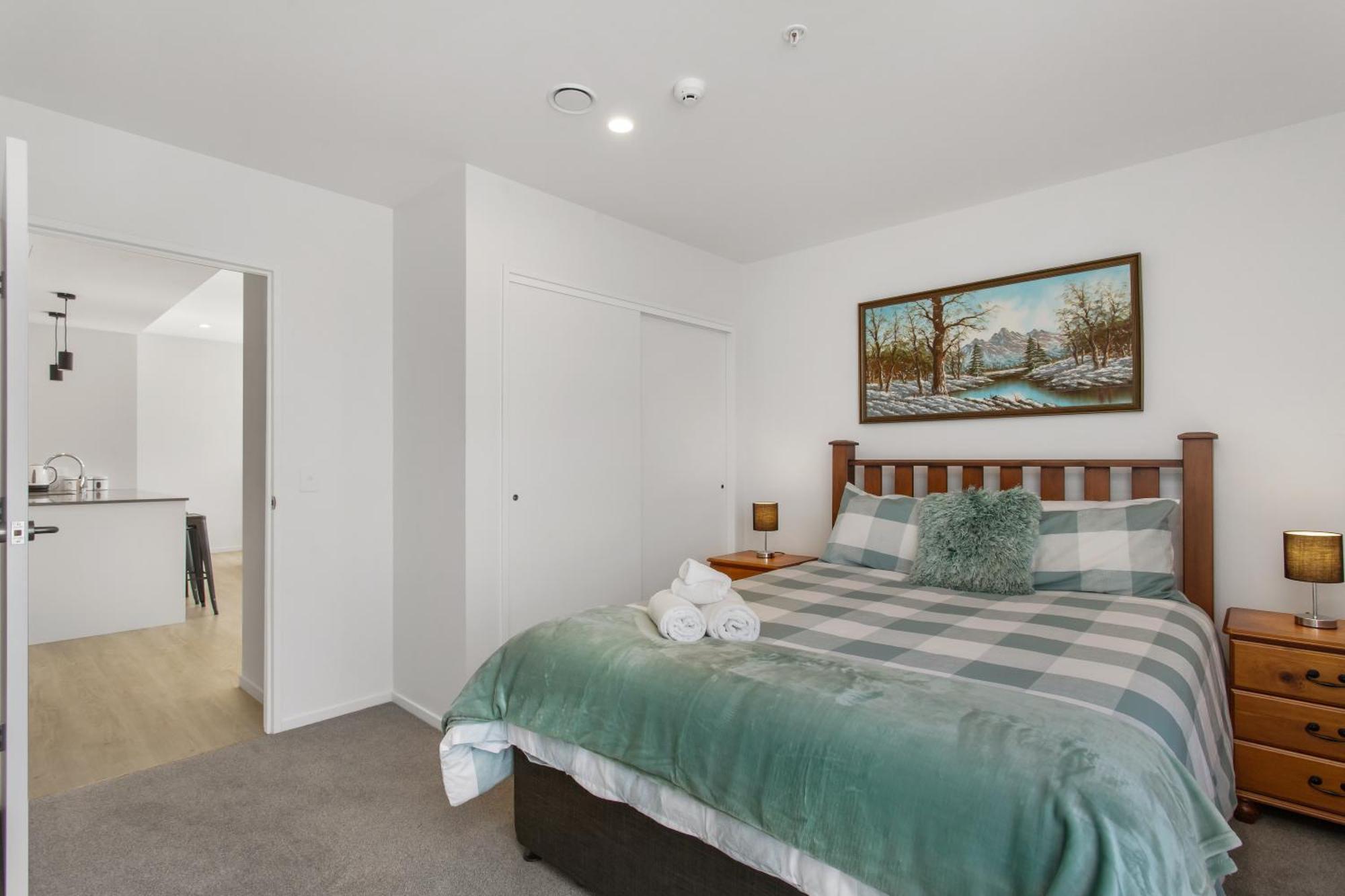 Apartment Heart Of The Cbd 2bdrms 2bthrms Secure Park Christchurch