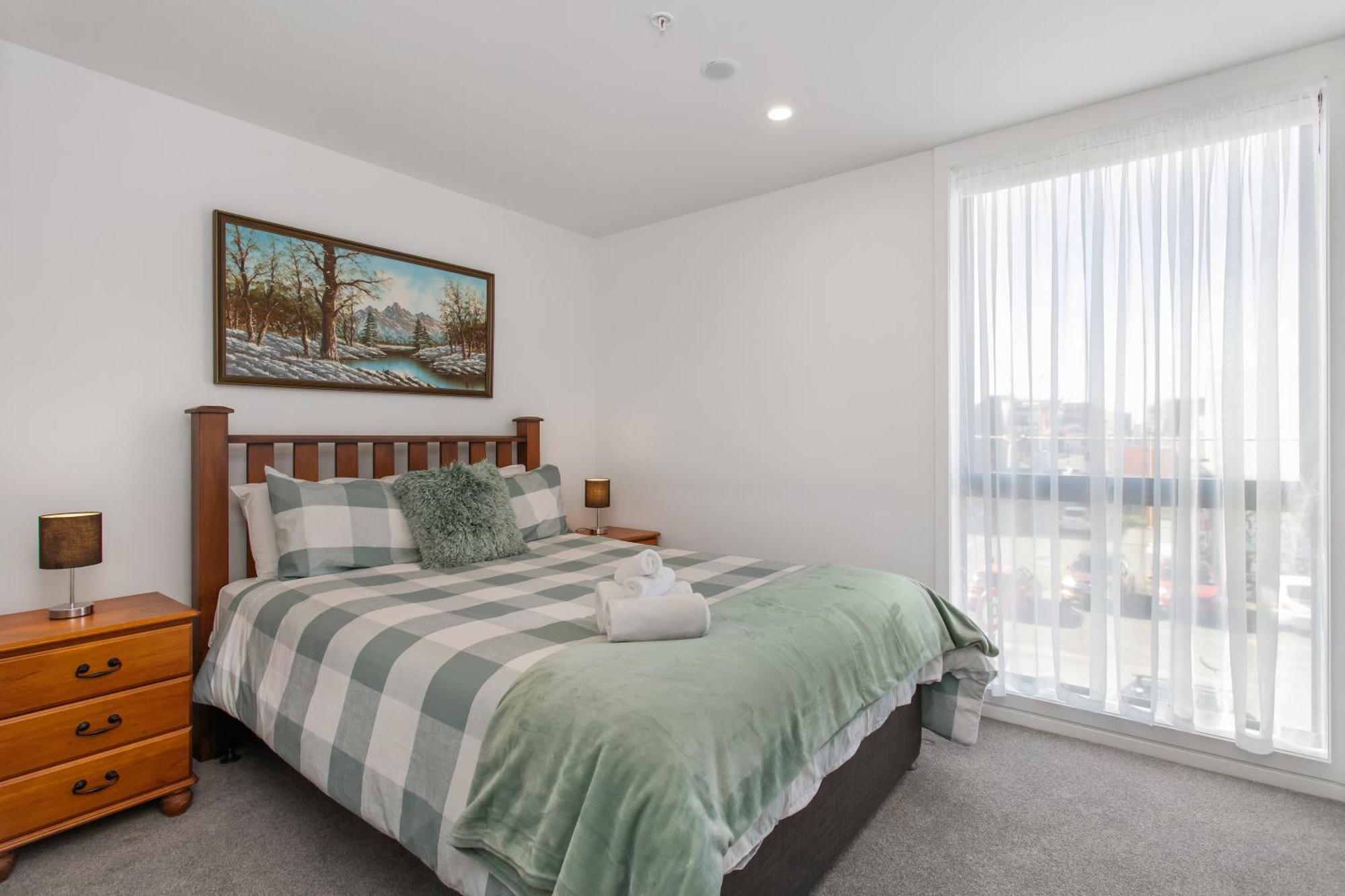 Apartment Heart Of The Cbd 2bdrms 2bthrms Secure Park Christchurch