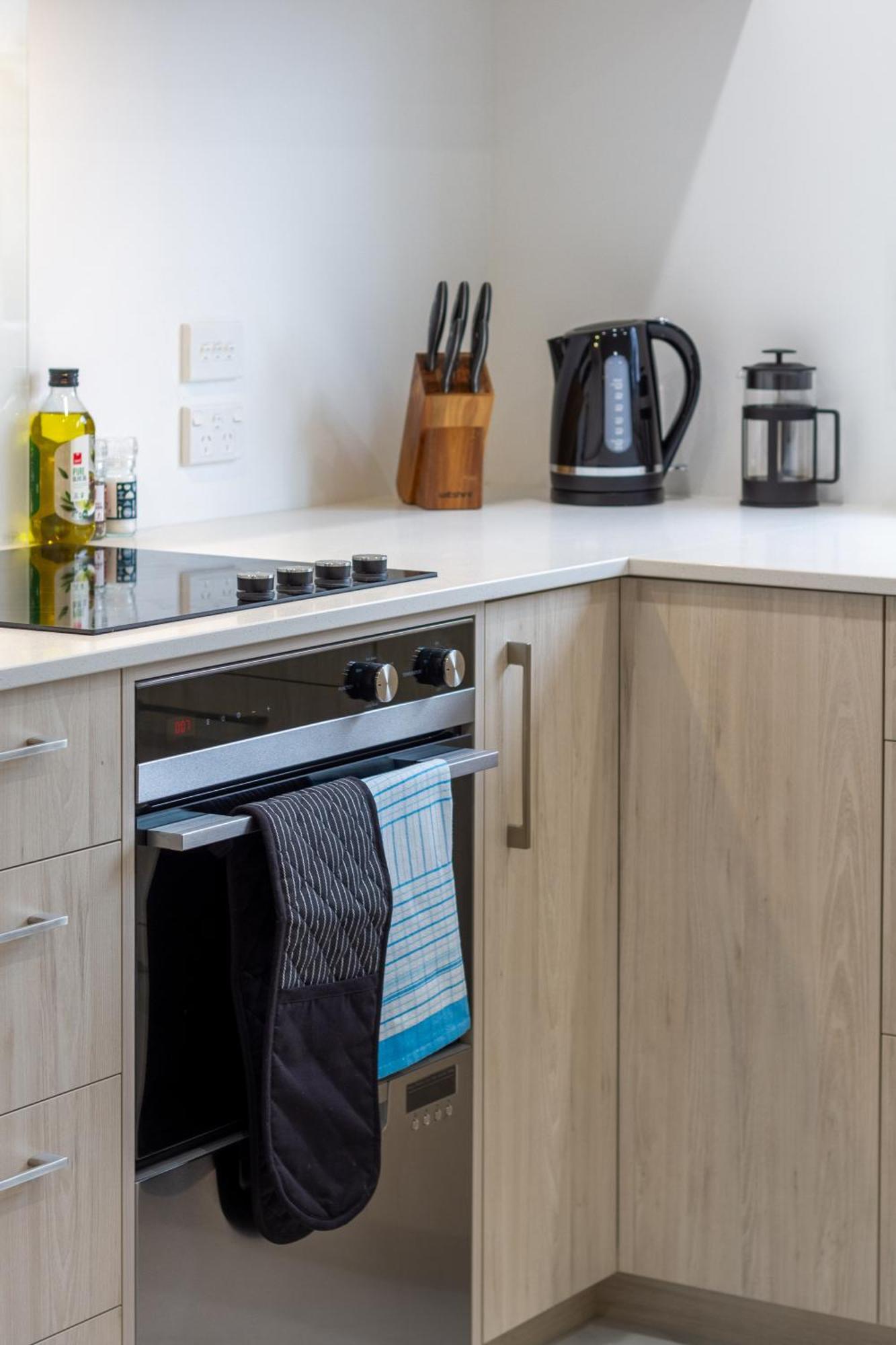 Modern Lifestyle: 2 Bedroom 1 Bath