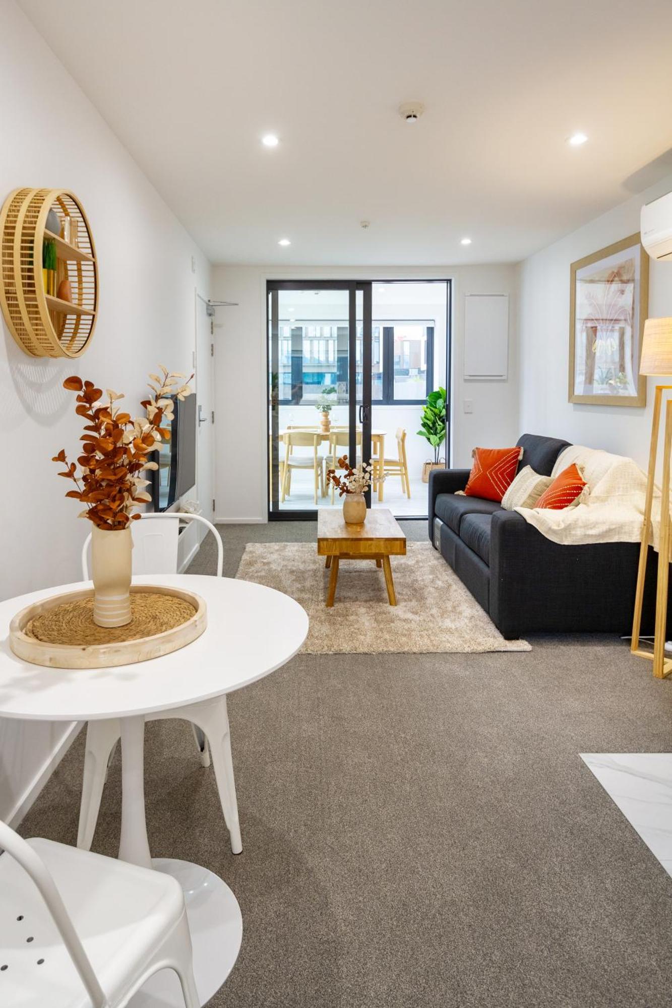 Apartment Modern Lifestyle: 2 Bedroom 1 Bath Christchurch
