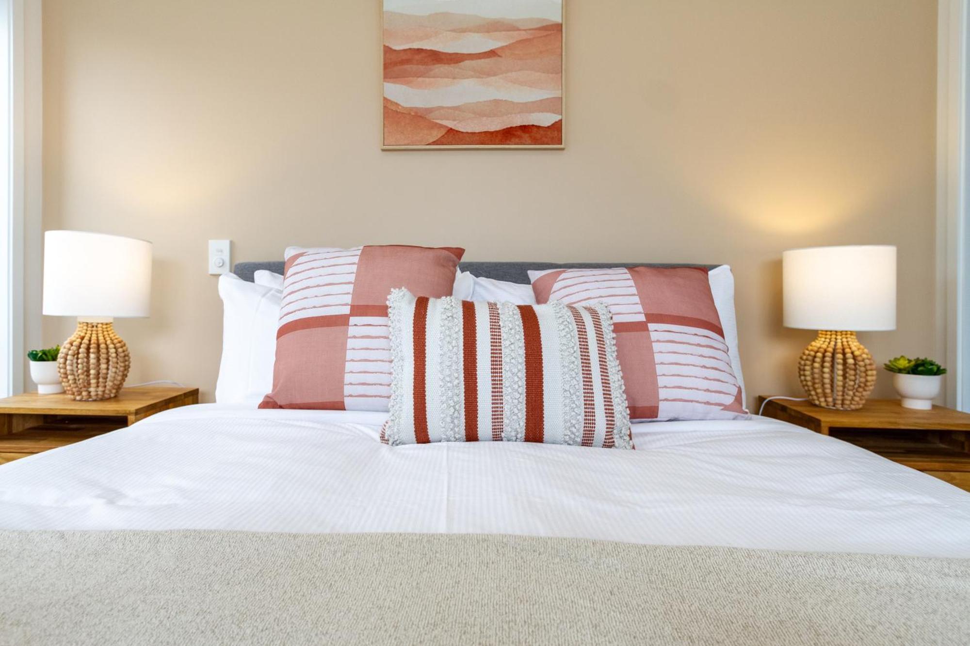 Apartment Modern Lifestyle: 2 Bedroom 1 Bath Christchurch