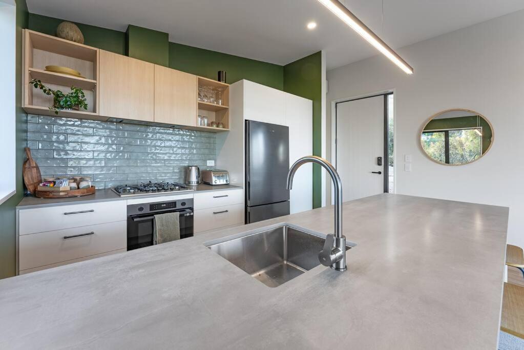 Moa Heights * Christchurch