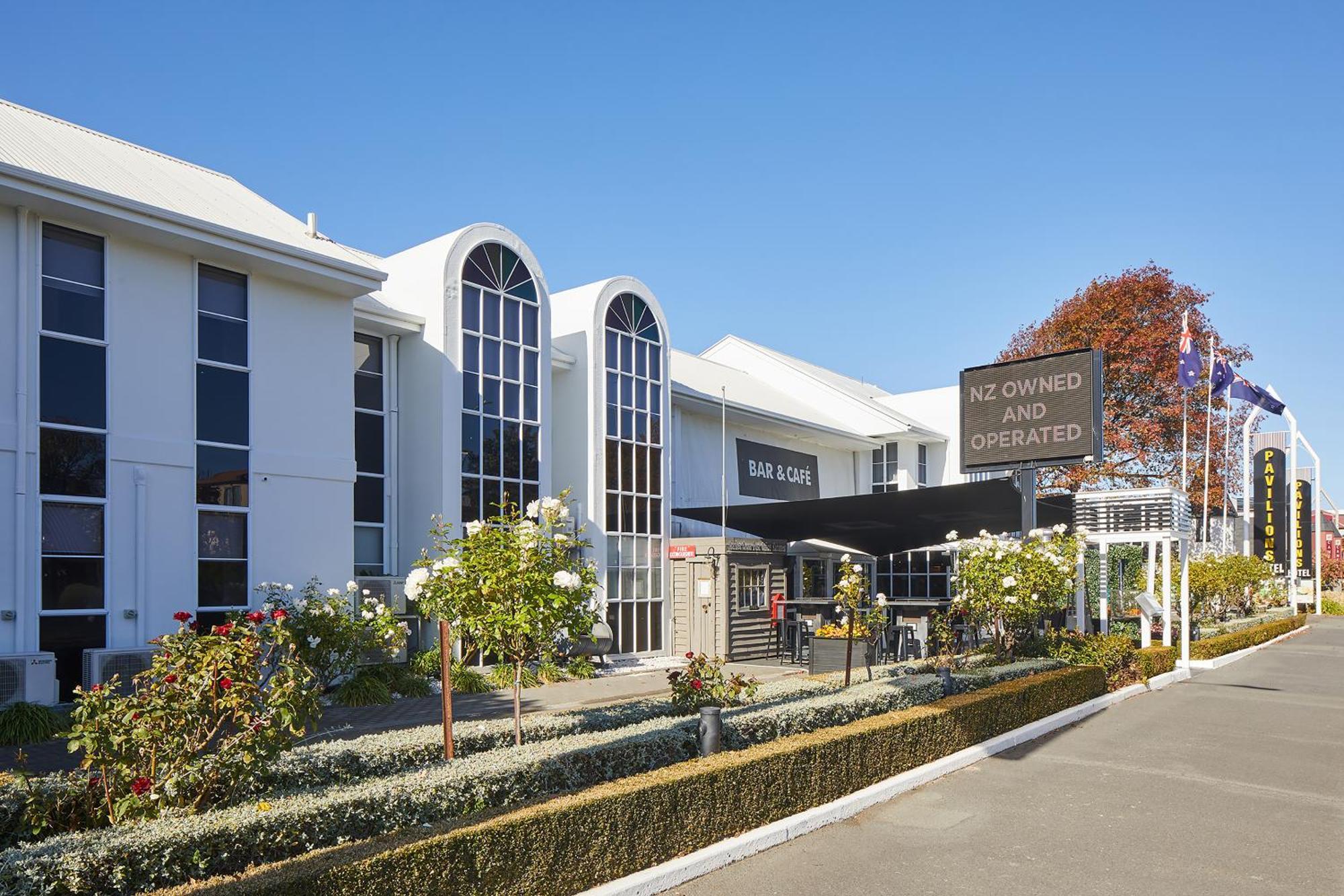 Hotel Pavilions