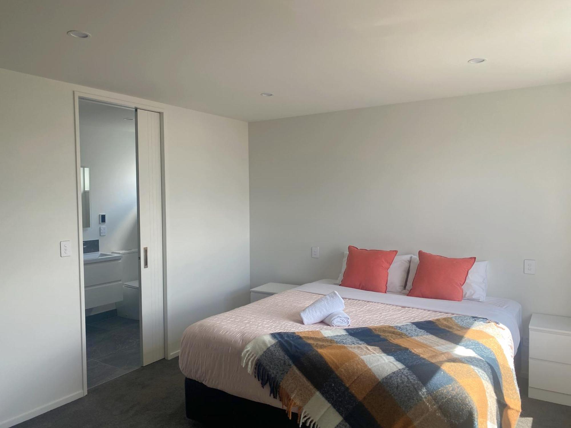 Modern Luxury Four Bedroom House Christchurch